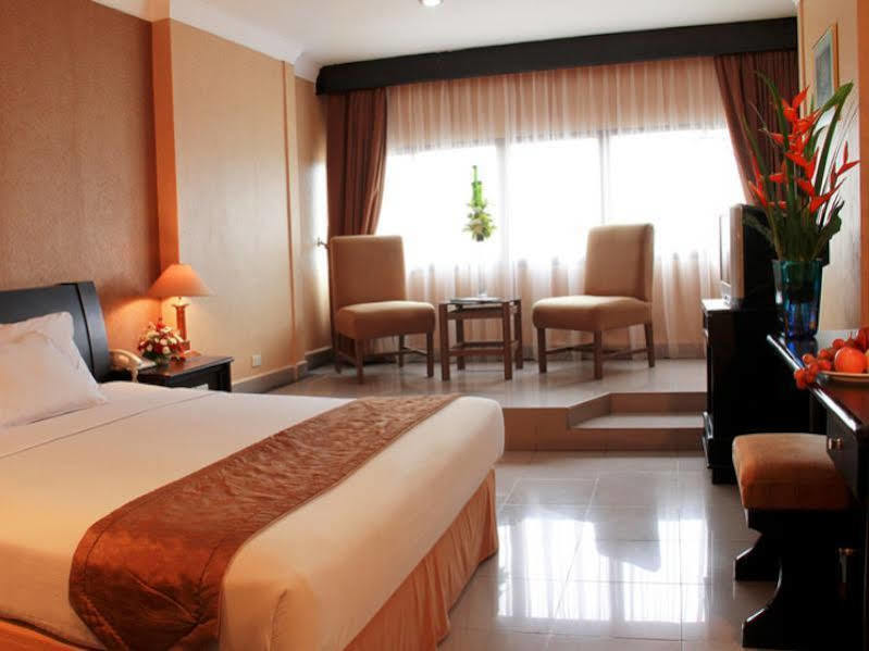 多巴湖国际酒店 棉兰 外观 照片